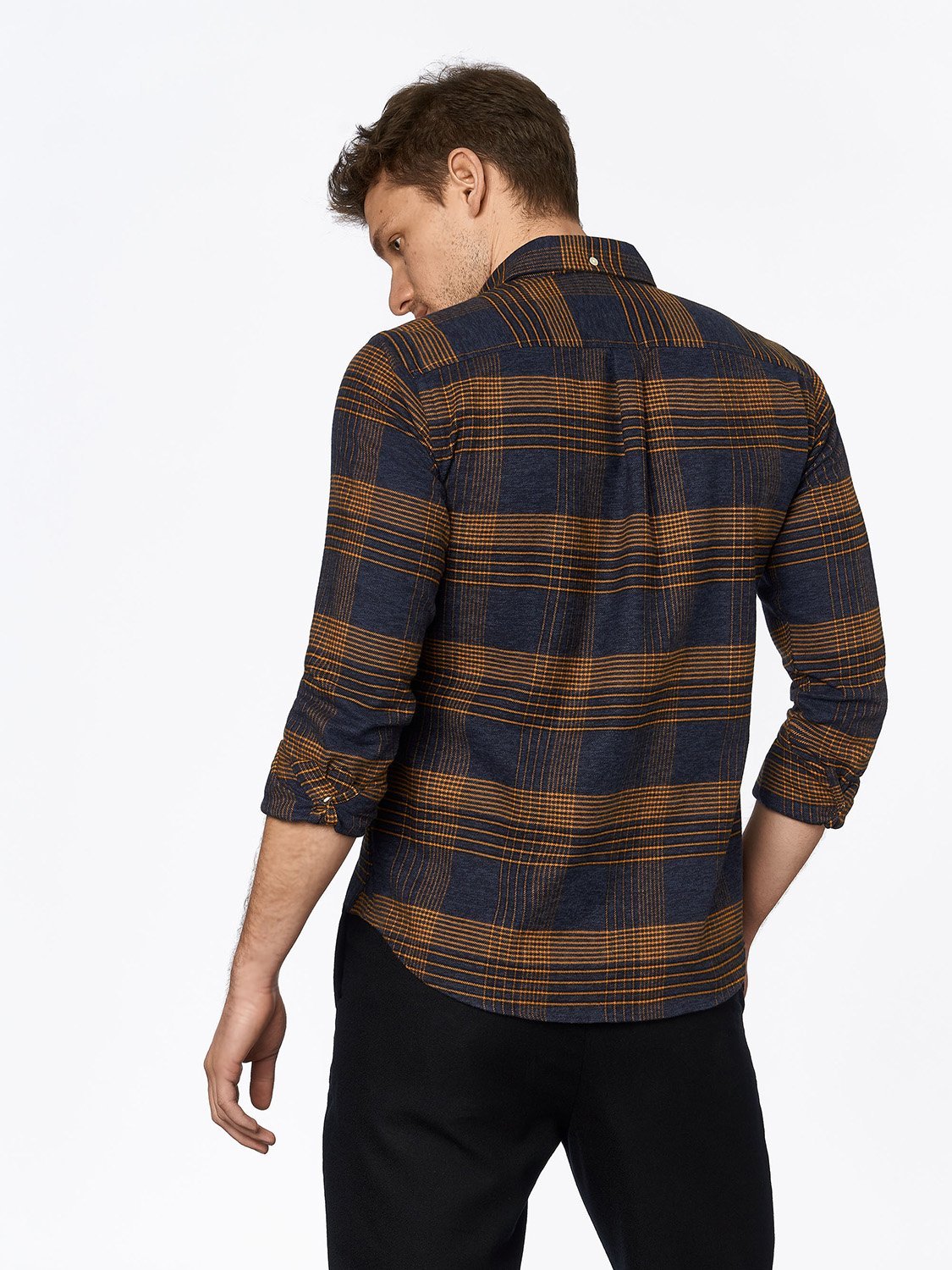 carpasus sustainable organic cotton flanell shirt ursido navy. Nachhaltiges Carpasus Flanell Hemd Ursido aus Bio Baumwolle in Navy
