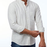 carpasus sustainable organic cotton and linen shirt scurido white/brown. Nachhaltiges Carpasus Hemd Scurido aus Bio Baumwolle und Leinen in Weiss/Braun