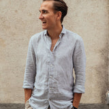 carpasus sustainable organic linen shirt stripes khaki white. Nachhaltiges Carpasus Hemd aus Bio Leinen mit Streifen Khaki Weiss