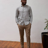 carpasus sustainable organic linen shirt stripes khaki white. Nachhaltiges Carpasus Hemd aus Bio Leinen mit Streifen Khaki Weiss