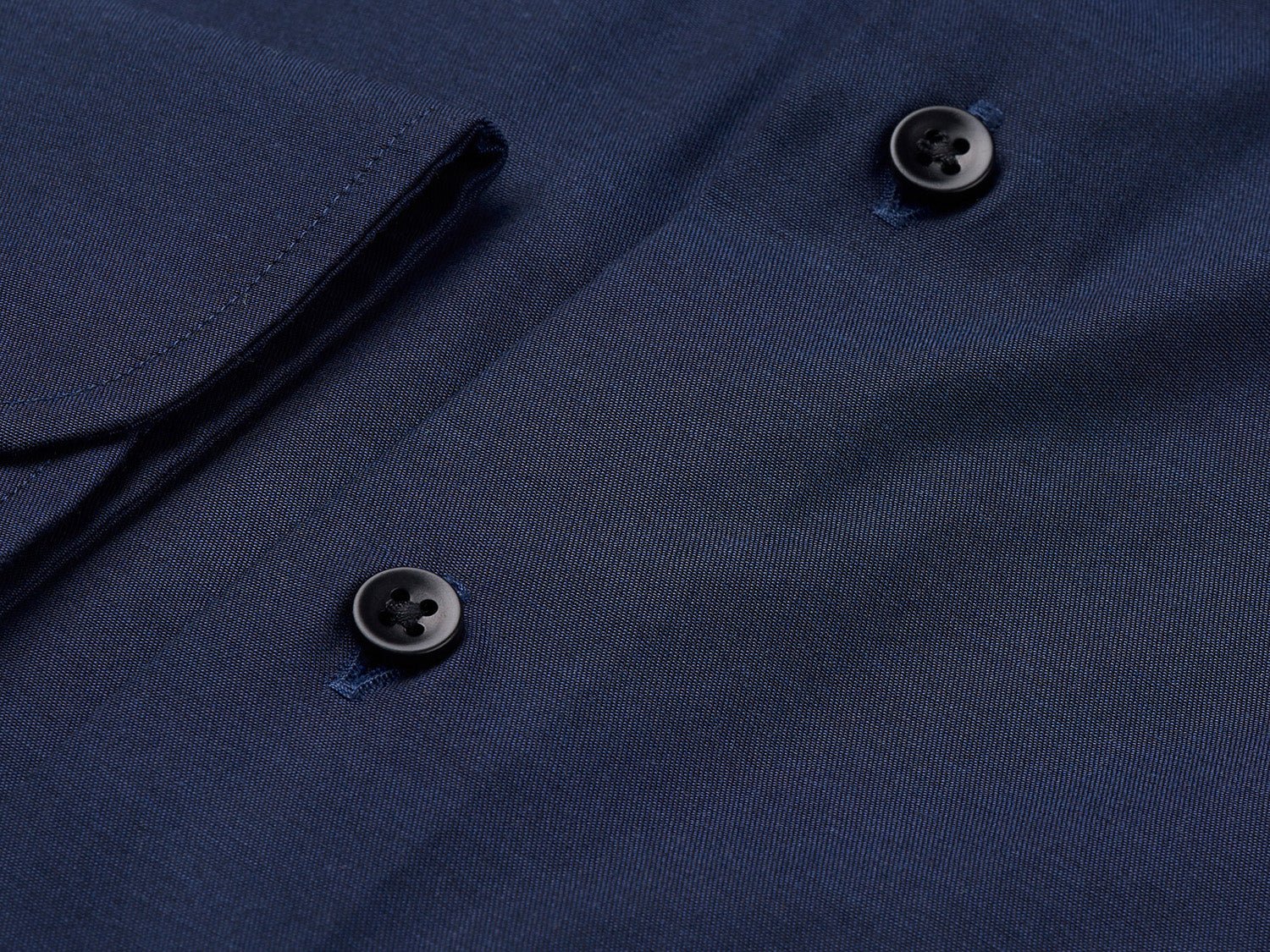 carpasus sustainable organic cotton dress shirt dark blue. Nachhaltiges Carpasus Businesshemd aus Bio Baumwolle in Dunkelblau