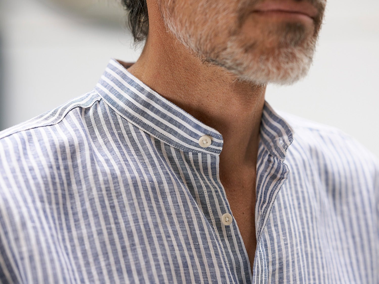 carpasus sustainable organic linen shirt lisbon stripes blue white. Nachhaltiges Carpasus Hemd Lisbon Streifen Blau Weiss aus Bio Leinen 