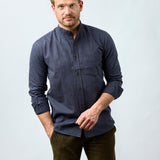carpasus sustainable organic cotton and linen shirt scurido marine/ochre. Nachhaltiges Carpasus Hemd Scurido aus Bio Baumwolle und Leinen in Marine/Ocker