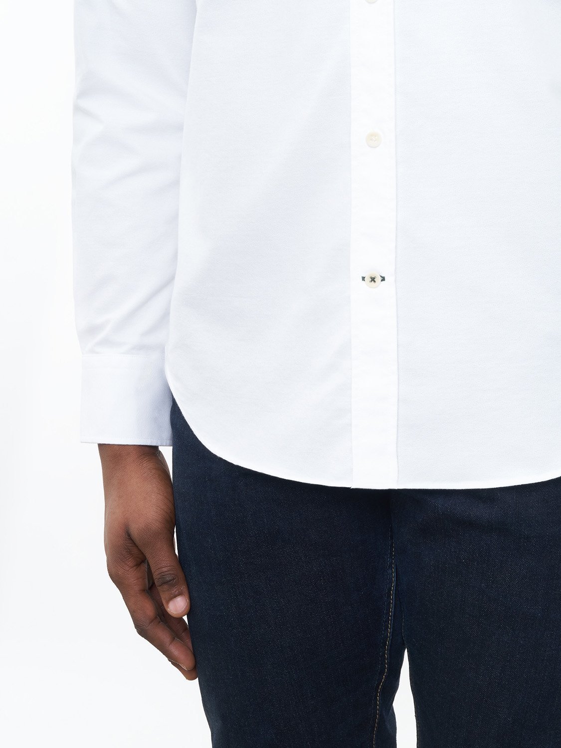 carpasus sustainable organic cotton tailor-made oxford shirt white. Nachhaltiges Carpasus Oxford Masshemd aus Bio BaumwolleWeiss.