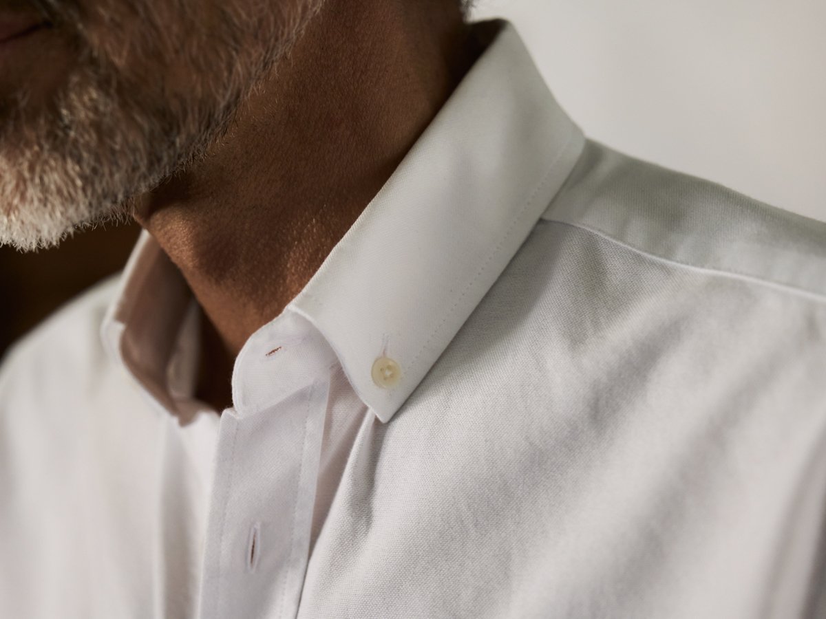 carpasus sustainable organic cotton oxford shirt white. Nachhaltiges Carpasus Oxford Hemd aus Bio Baumwolle in Weiss